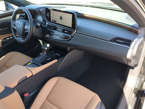 New 2025 Lexus ES 350 w/ Premium Package image 13
