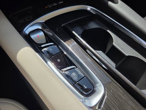 Used 2024 Buick Enclave Essence w/ Experience Buick Package image 25