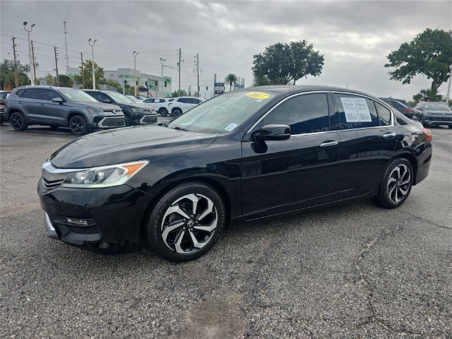 Used 2017 Honda Accord EX-L image 6