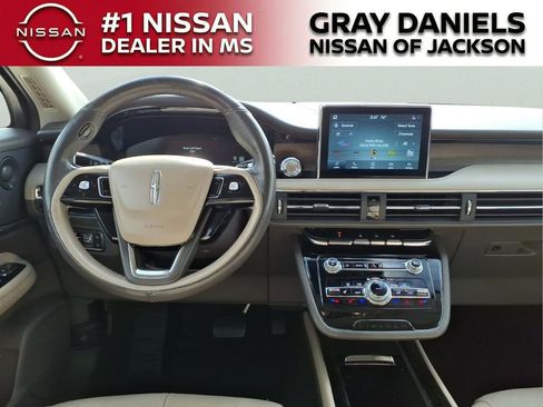 Used 2020 Lincoln Corsair Reserve w/ Equipment Group 201A image 10