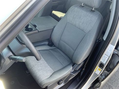 Used 2023 Ford F150 XLT image 18