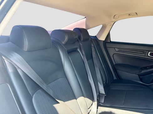Used 2023 Honda Civic Touring image 27