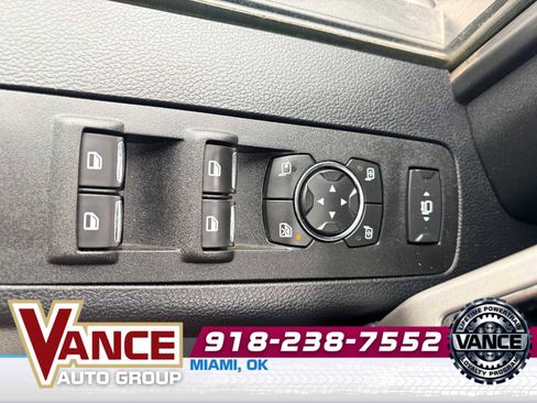 Used 2021 Ford F250 Lariat w/ Lariat Ultimate Package AWD/4WD image 36