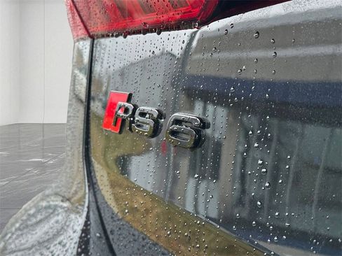 Used 2025 Audi RS 6 performance image 9