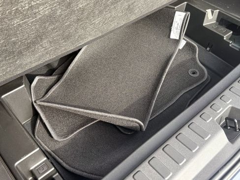 Certified 2023 Chevrolet Equinox Premier w/ LPO, Cargo Package image 14