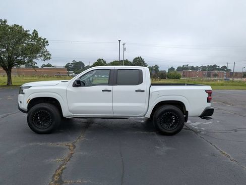 Used 2023 Nissan Frontier S w/ Technology Package AWD/4WD image 6