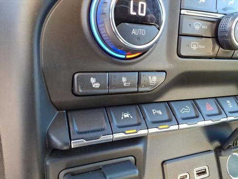 Used 2022 Chevrolet Silverado 1500 LTZ w/ LTZ Premium Package image 25