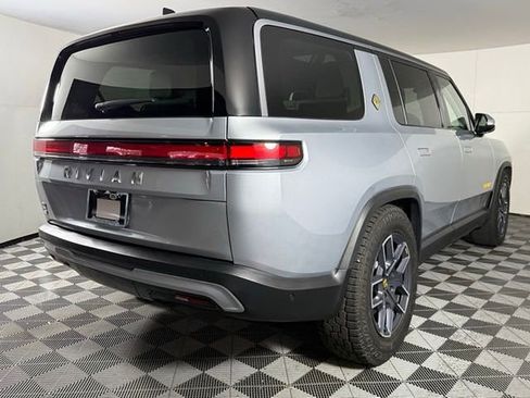 Used 2023 Rivian R1S Adventure image 8