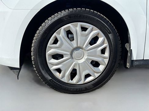 Used 2023 Ford Transit Connect XLT FWD image 28
