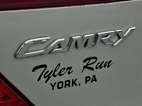 Used 2014 Toyota Camry SE w/ Moonroof Package image 34