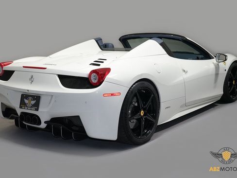 Used 2015 Ferrari 458 Spider image 7