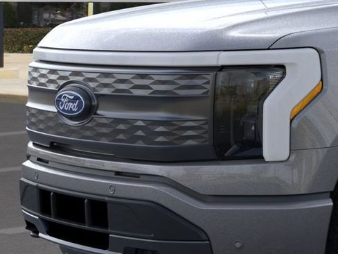 New 2025 Ford F150 Lightning Lariat AWD/4WD image 17