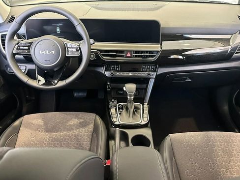 New 2026 Kia Seltos S image 7