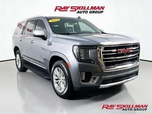 Used 2021 GMC Yukon SLT w/ SLT Luxury Package image 1