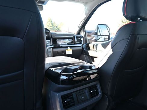 New 2026 Ford F250 Lariat w/ Black Appearance Package image 36