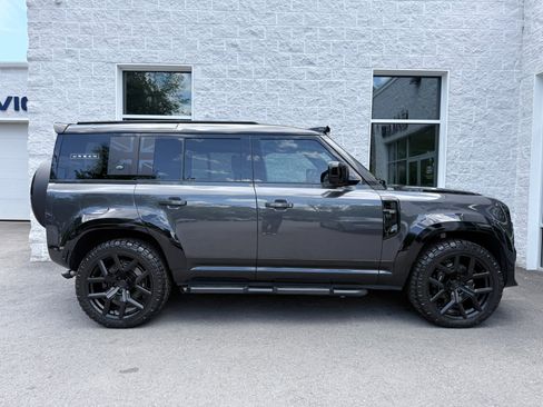 Used 2023 Land Rover Defender 110 Carpathian Edition AWD/4WD image 39