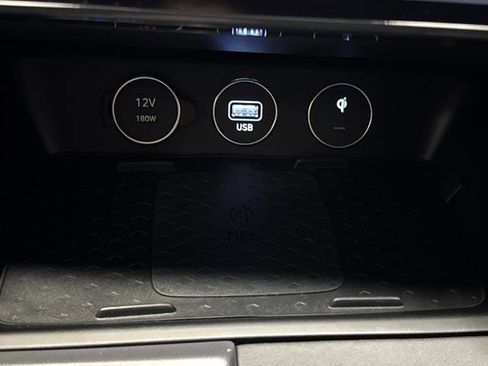 Used 2024 Genesis G70 3.3T Advanced w/ Sport Prestige Package image 24