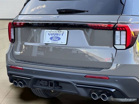 New 2026 Ford Explorer ST w/ Sun And Sound Package image 42