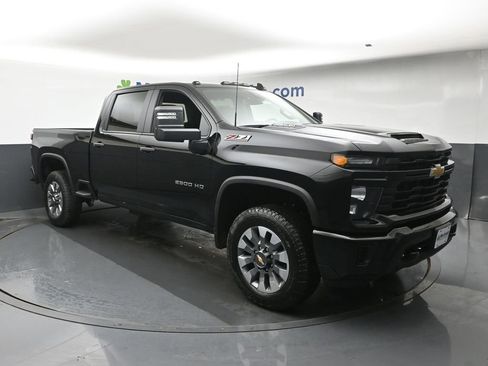 New 2026 Chevrolet Silverado 2500 Custom w/ Custom Value Package AWD/4WD image 2