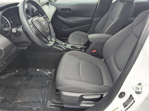 Used 2022 Toyota Corolla LE image 17