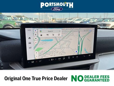 New 2025 Ford Explorer Active w/ Active Comfort Package image 12