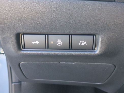 New 2026 Nissan Sentra SR w/ SR Premium Package FWD image 18