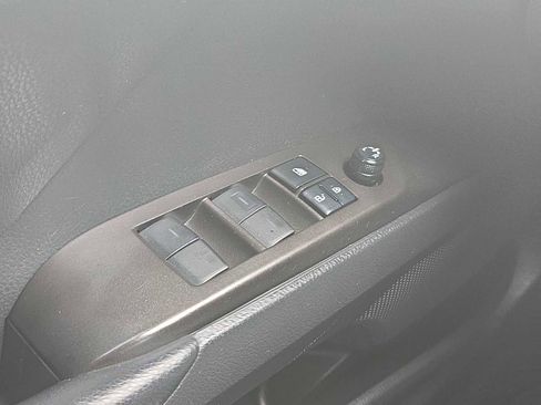 Used 2022 Toyota Camry LE image 16