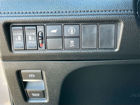 Used 2024 Honda Odyssey EX-L image 10