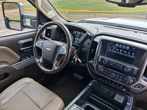 Certified 2018 Chevrolet Silverado 2500 LTZ w/ Duramax Plus Package AWD/4WD image 16