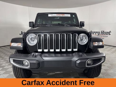 Used 2023 Jeep Wrangler Unlimited Sahara w/ Cold Weather Group AWD/4WD image 3