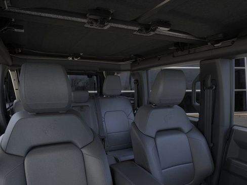 New 2025 Ford Bronco Outer Banks w/ Sasquatch Package image 12