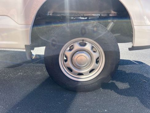 Used 2022 Ford F150 XL w/ Equipment Group 101A High image 10