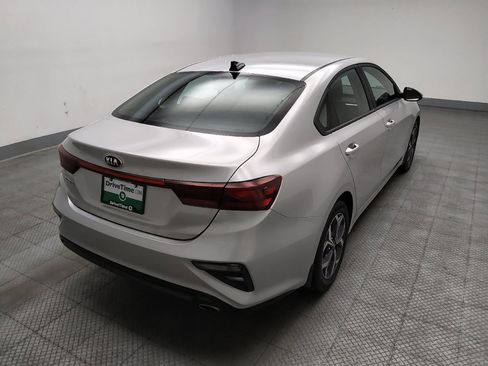 Used 2021 Kia Forte LXS FWD image 9