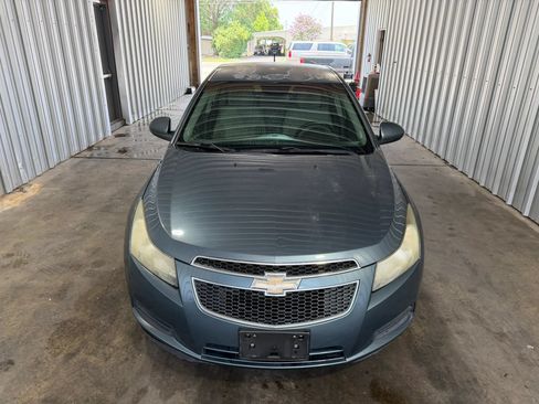 Used 2012 Chevrolet Cruze LT FWD image 3