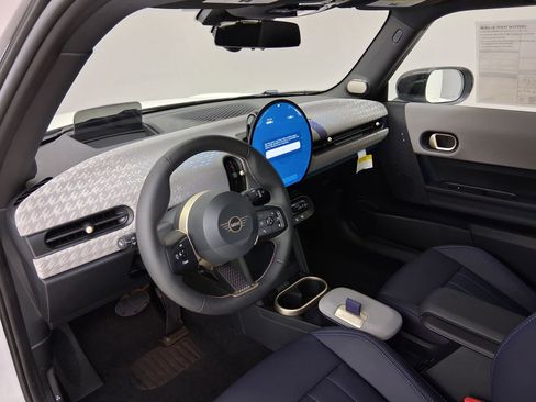 New 2026 MINI Cooper S image 2