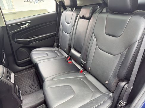 Used 2016 Ford Edge Titanium w/ Equipment Group 302A AWD/4WD image 27