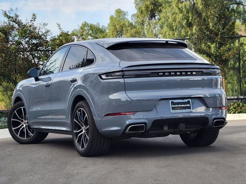 New 2025 Porsche Cayenne Coupe AWD/4WD image 3