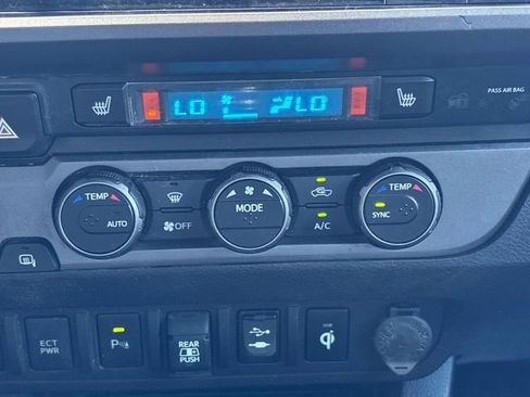 Used 2019 Toyota Tacoma TRD Pro image 24