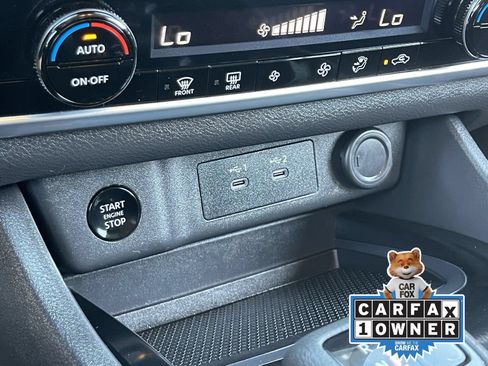 Certified 2025 Nissan Rogue SV FWD image 27