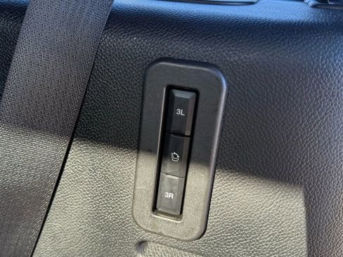 Used 2017 Lincoln Navigator Select image 33