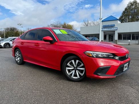 Used 2022 Honda Civic LX image 2