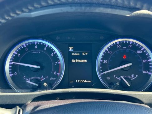 Used 2018 Toyota Highlander XLE image 20