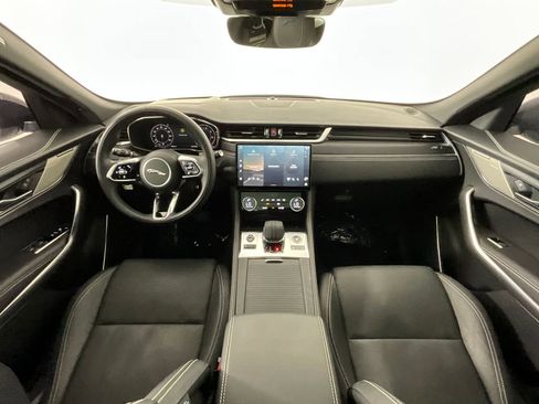 Used 2024 Jaguar F-PACE R-Dynamic S AWD/4WD image 10