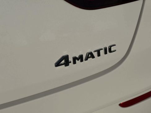 Used 2023 Mercedes-Benz CLA 250 4MATIC image 32