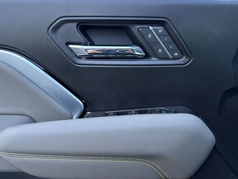 Certified 2026 Chevrolet Colorado ZR2 w/ Technology Package image 11