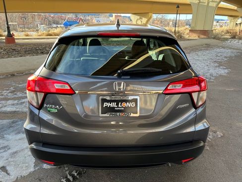 Used 2022 Honda HR-V LX image 5