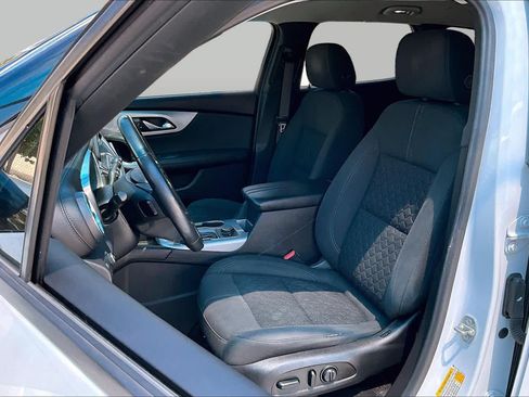 Used 2020 Chevrolet Blazer LT FWD image 8