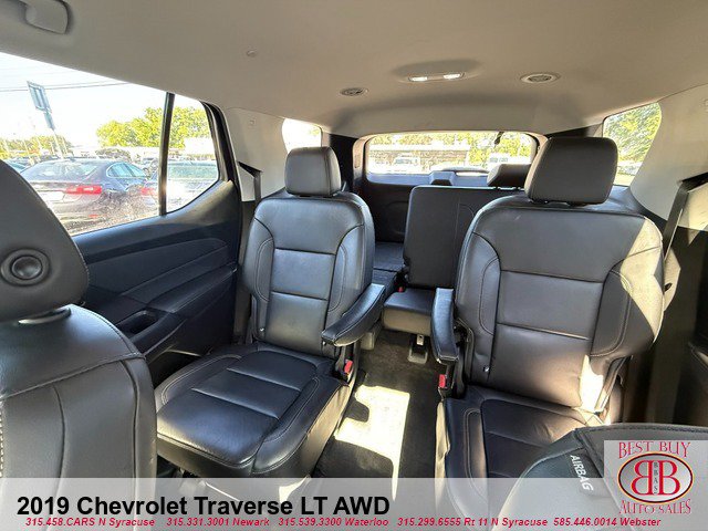 Used 2019 Chevrolet Traverse LT w/ LPO, Blackout Package AWD/4WD image 22