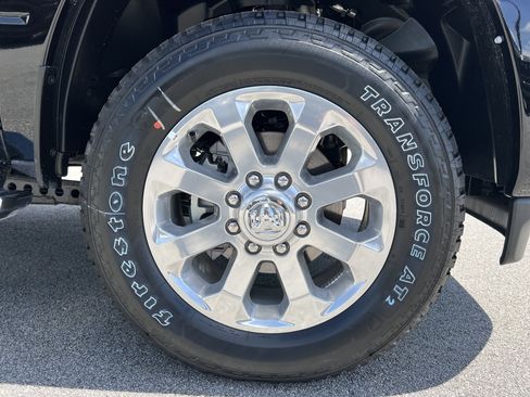 New 2026 RAM 2500 Big Horn AWD/4WD image 13