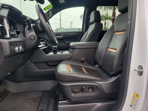 Used 2023 GMC Sierra 1500 AT4 w/ AT4 Premium Package image 18